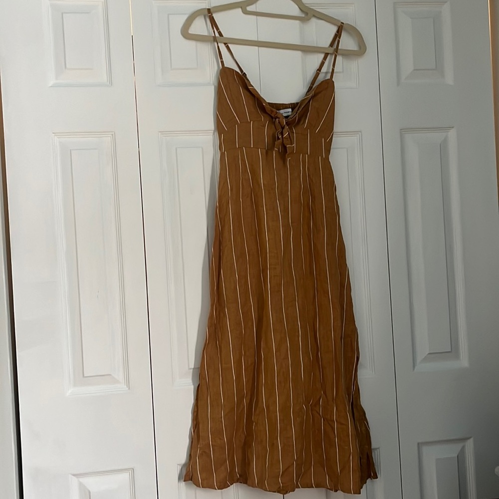 Faithfull the Brand Linen Midi Dress